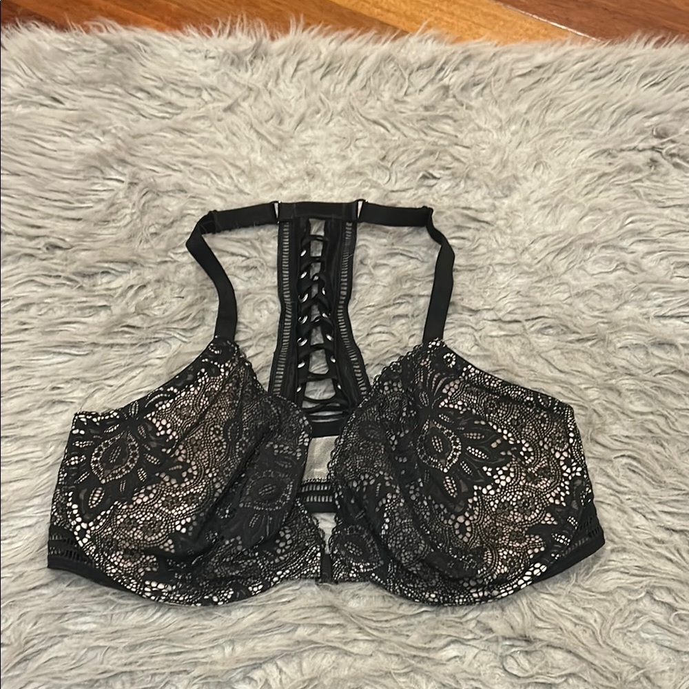 Victoria secret very sexy unlined cream and black lace lace up back bra